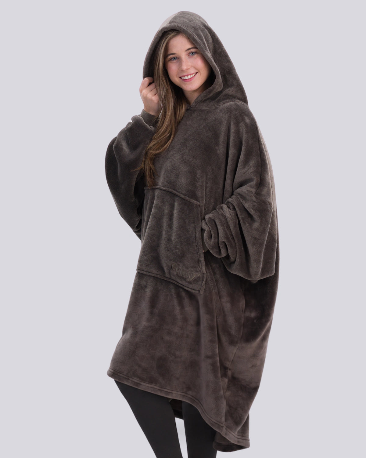 Model wearing The Dream in Dark Gray, Side view.