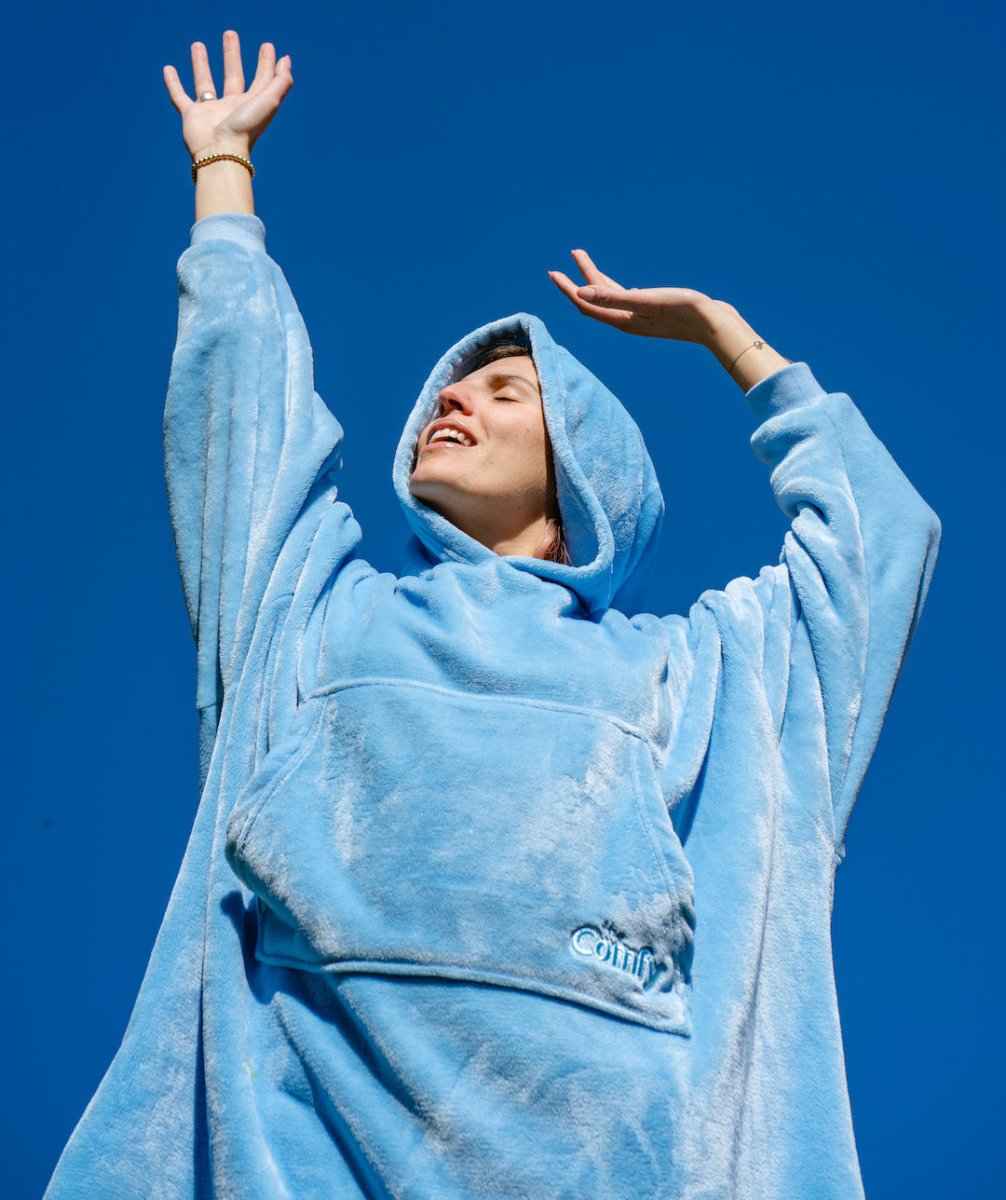 4 Reasons Why The Comfy Dream Is The Perfect Spring Accessory - The Comfy